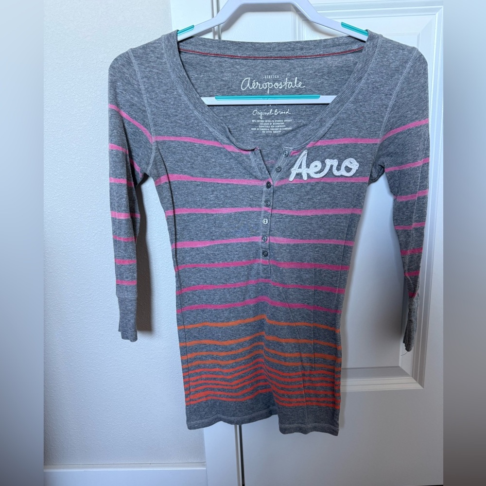 Women’s Aeropostale 3/4 sleeve shirt size small
